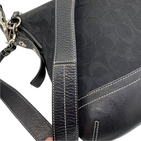 Coach Signature Jacquard Collection - Picture 8 of 13